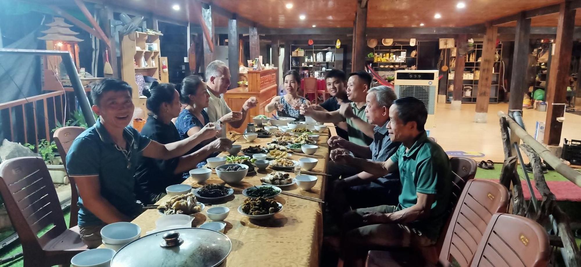 Ba Be Green Bac Kan Exteriör bild
